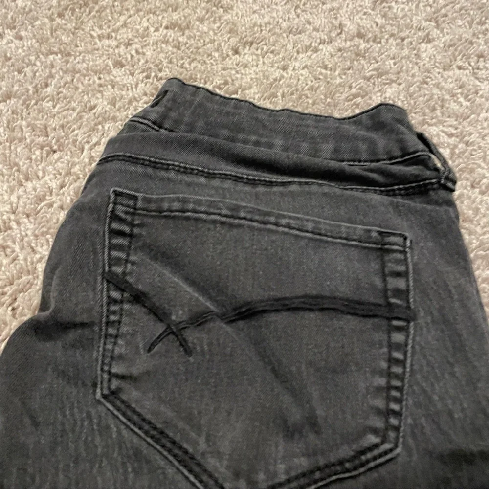 Bullhead skinny jeans black size 7 inseam 28”